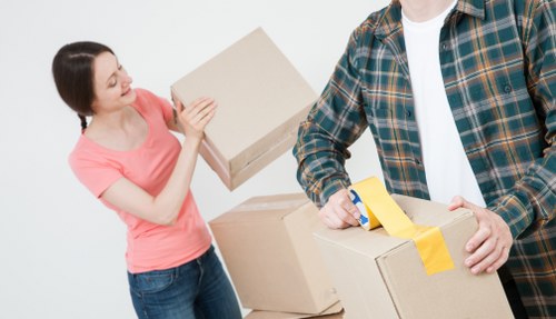 Furniture loading and delivery support in Colliers Wood