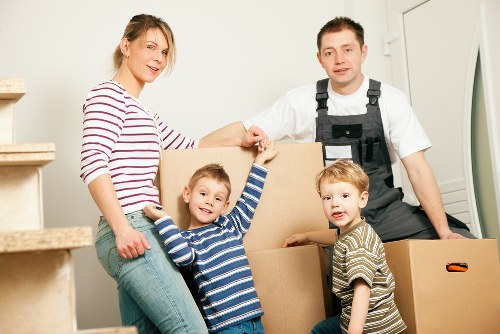 Moving day support for flats and houses in Colliers Wood